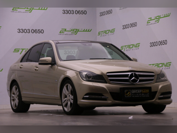 Mercedes-Benz  C-Class  200  2012  Automatic  109,000 Km  4 Cylinder  Rear Wheel Drive (RWD)  Sedan  Gold
