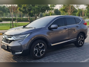Honda  CRV  EX  2019  Automatic  77,000 Km  4 Cylinder  All Wheel Drive (AWD)  SUV  Carpathian grey