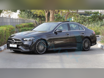 Mercedes-Benz  C-Class  200 AMG  2025  Automatic  17 Km  4 Cylinder  Rear Wheel Drive (RWD)  Sedan  Gray  With Warranty