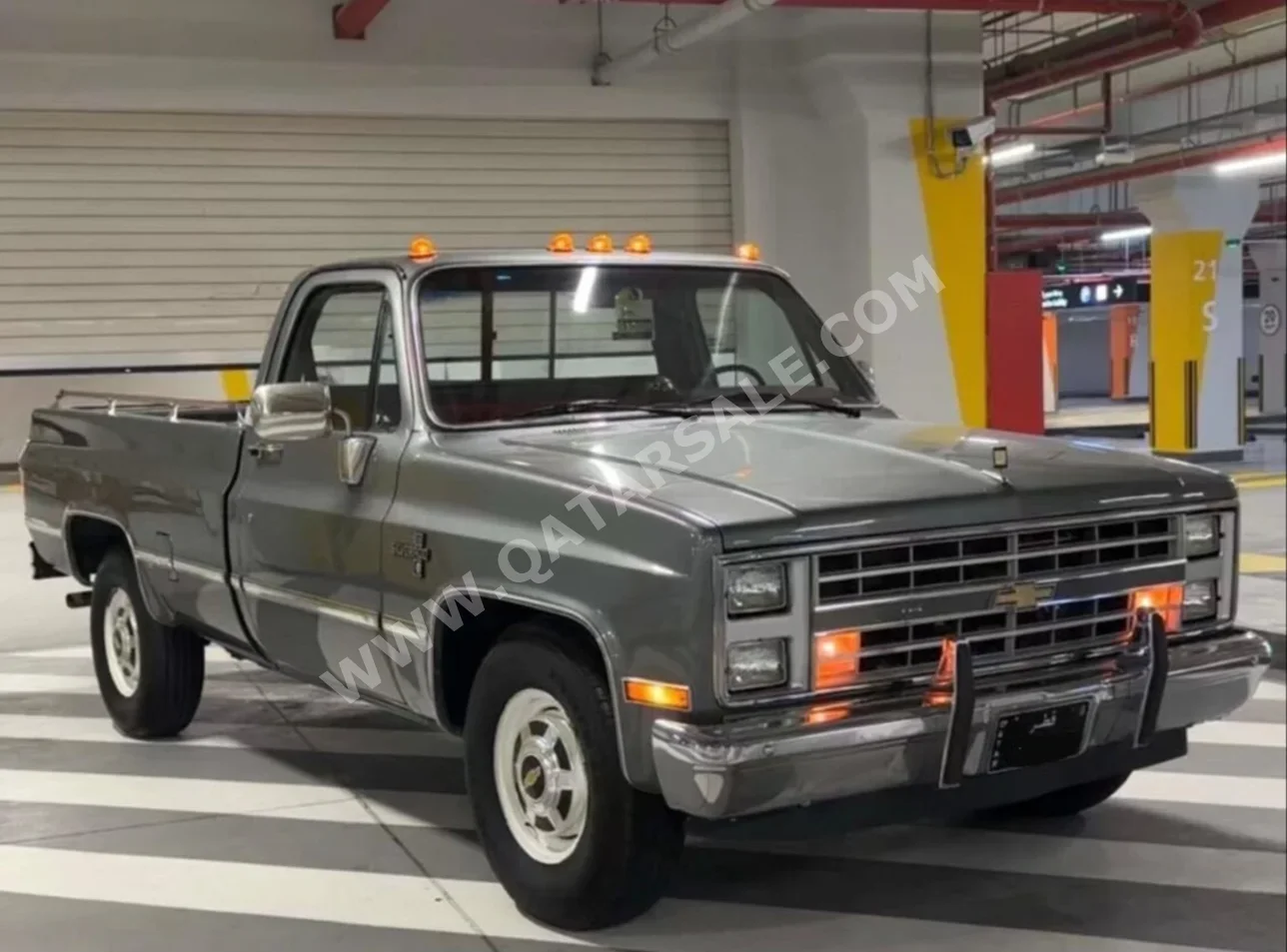 Chevrolet  Silverado  454  1987  Automatic  170,000 Km  8 Cylinder  Rear Wheel Drive (RWD)  Pick Up  Gray