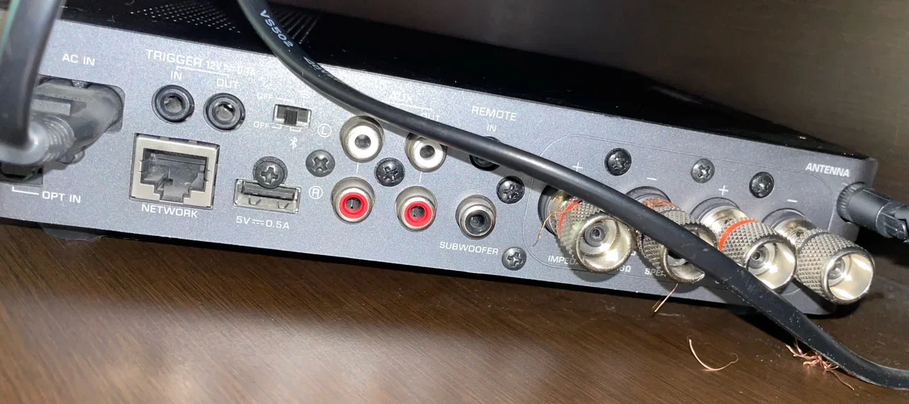 Speakers 2+1  Gray  d11  2021  USA  31.75 CM  18.4 CM  33.02 CM  Bluetooth  Multi-Link