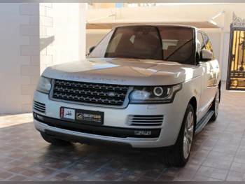 Land Rover  Range Rover  Vogue SE Super charged  2017  Automatic  69,000 Km  6 Cylinder  Four Wheel Drive (4WD)  SUV  Silver