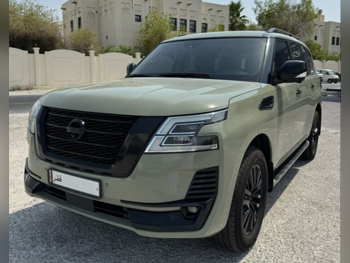 نيسان  باترول  بلاتنيوم  2021  عادي  190,000 كم  6 سلندر  دفع رباعي  اس يو في  رمادي
