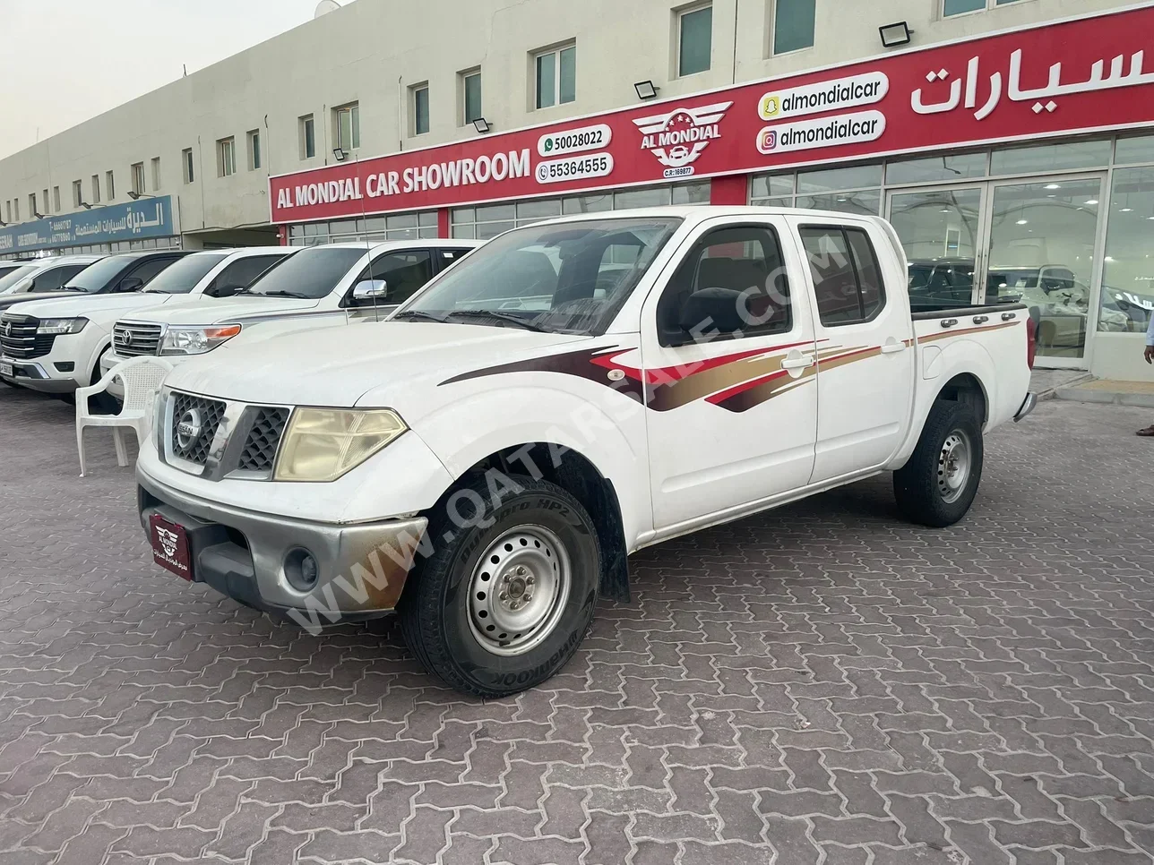 نيسان  نافارا  أس اي  2012  عادي  254,000 كم  4 سلندر  دفع رباعي  بيكب  أبيض