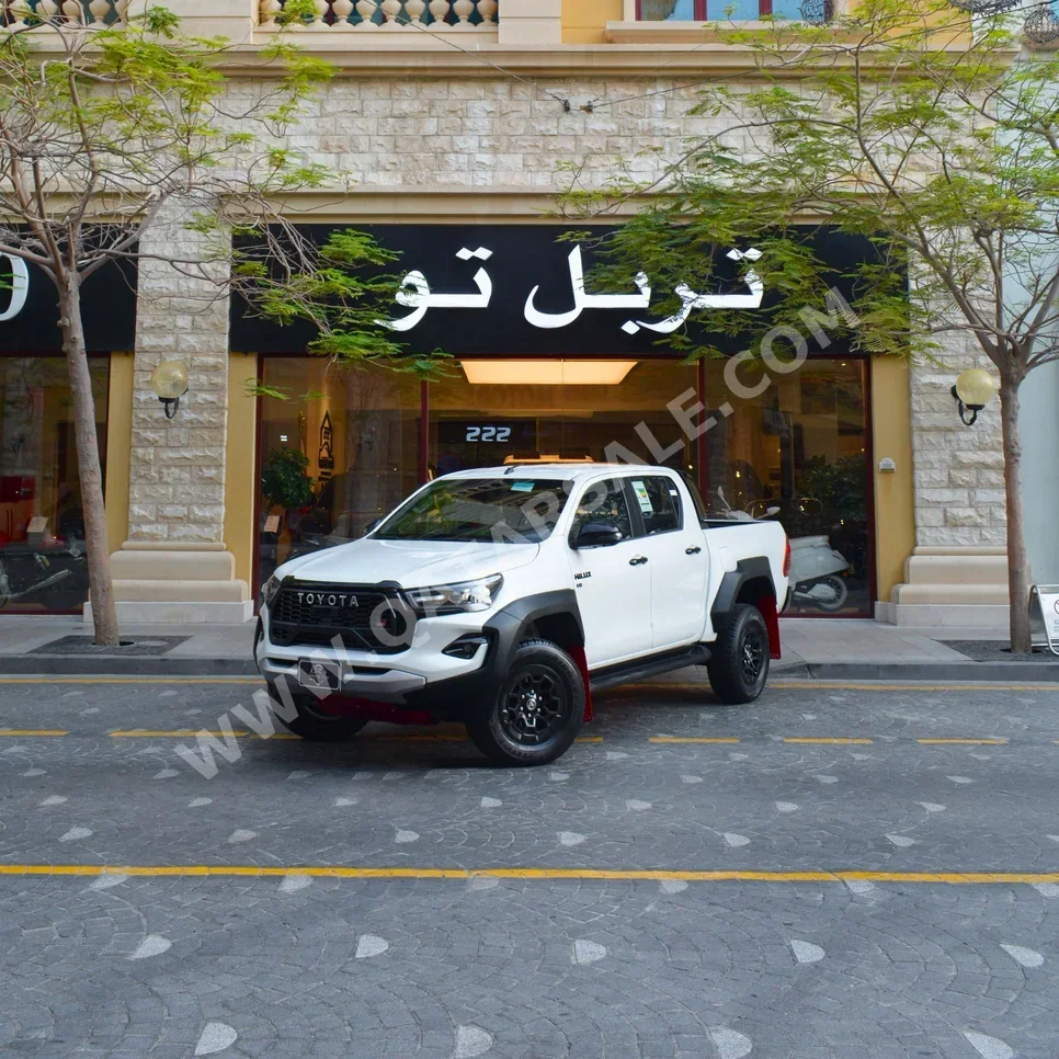 Toyota  Hilux  GR Sport  2025  Automatic  0 Km  6 Cylinder  Four Wheel Drive (4WD)  Pick Up  Pearl  With Warranty