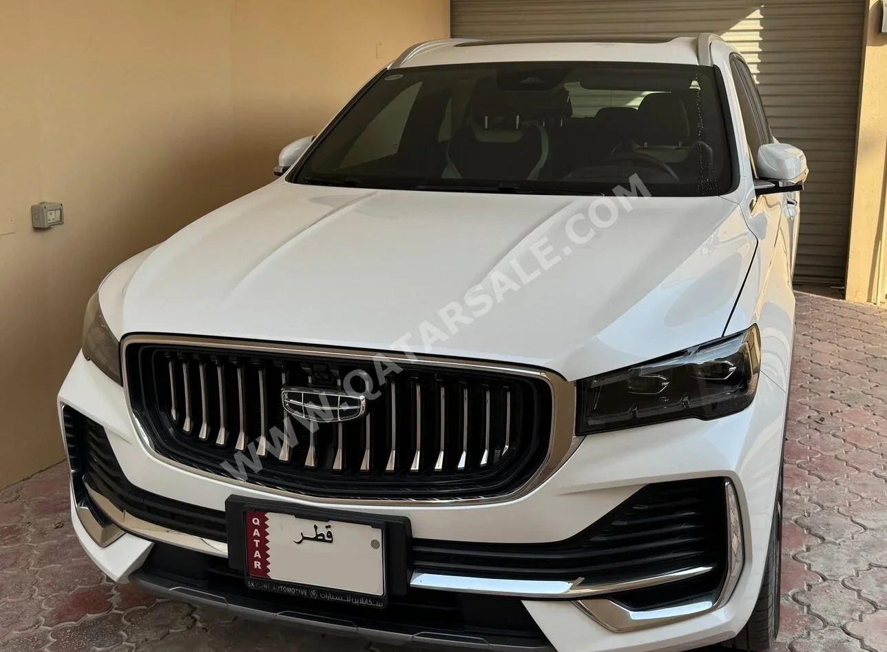 Geely  Monjaro  Luxury  2023  Automatic  27,500 Km  4 Cylinder  Four Wheel Drive (4WD)  SUV  Pearl  With Warranty