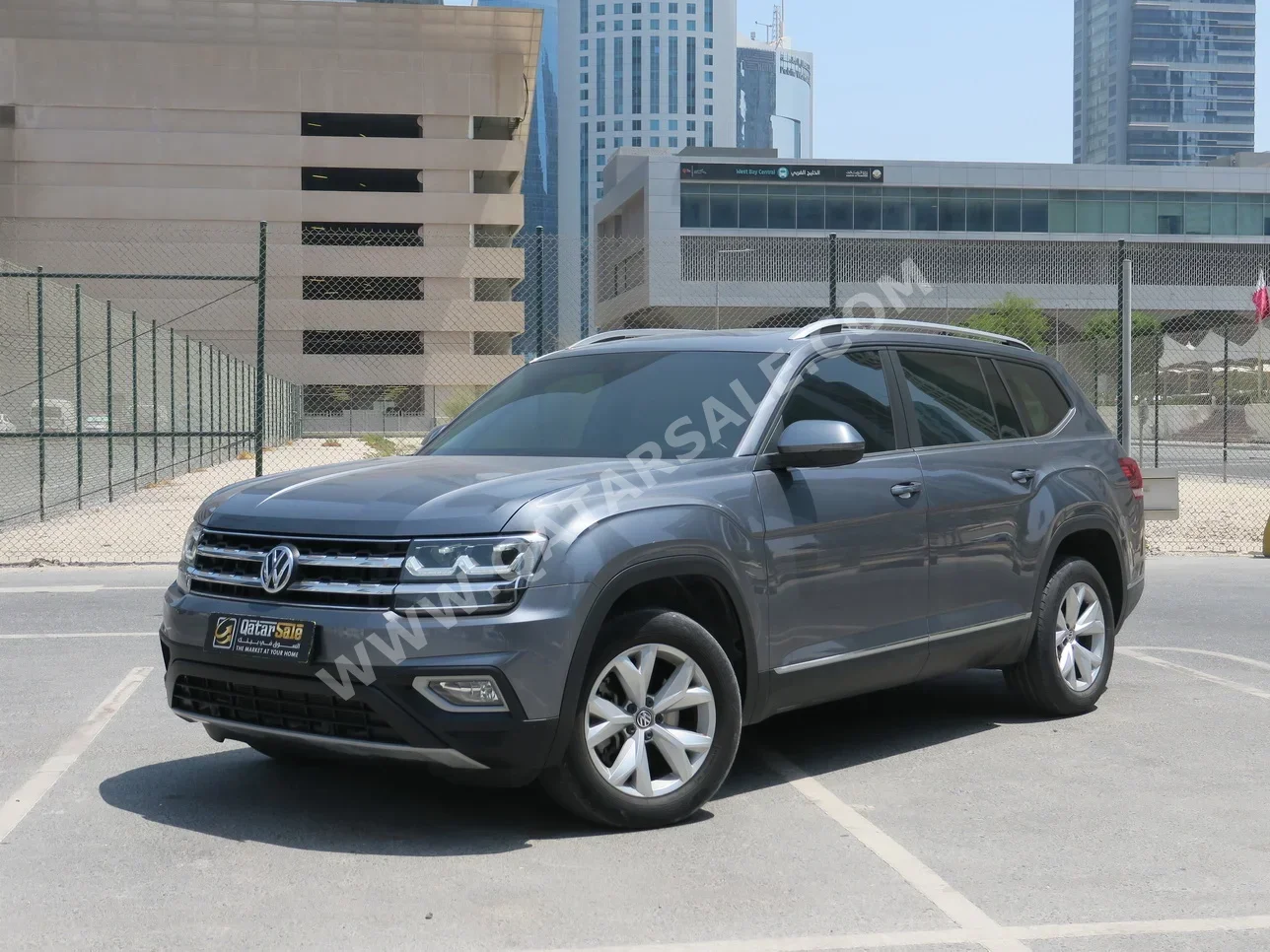 Volkswagen  Teramont  Comfortline  2019  Automatic  68,200 Km  6 Cylinder  Four Wheel Drive (4WD)  SUV  Gray