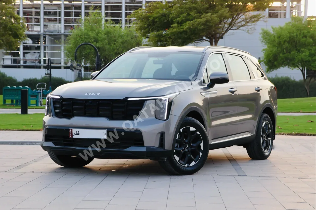 Kia  Sorento  4 Cylinder  2x4  Dark Grey  2025