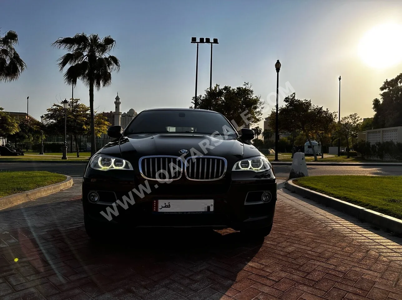 BMW  X-Series  X6 50i  2013  Automatic  109,848 Km  8 Cylinder  All Wheel Drive (AWD)  SUV  Brown
