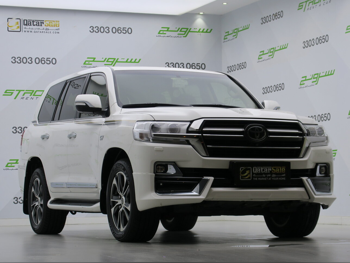 Toyota  Land Cruiser  VXR- Grand Touring S  2020  Automatic  185,000 Km  8 Cylinder  Four Wheel Drive (4WD)  SUV  White