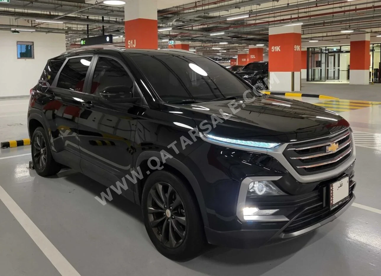 شفروليه  كابتيفا  ال اس  2023  اوتوماتيك  38,000 كم  4 سلندر  سحب امامي  اس يو في  أسود  تحت الضمان