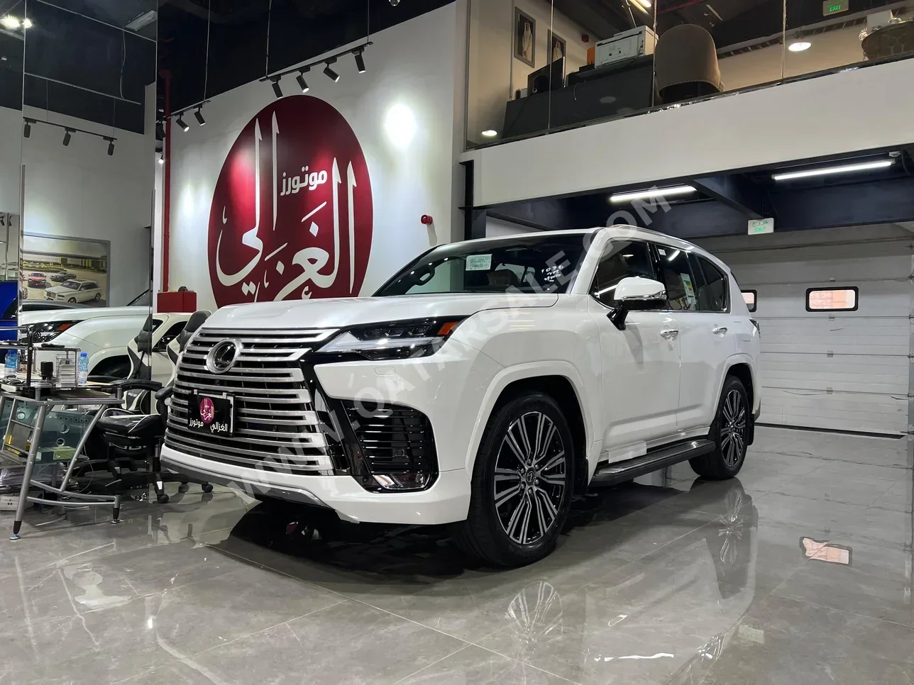 Lexus  LX  600 Luxury  2025  Automatic  0 Km  6 Cylinder  Four Wheel Drive (4WD)  SUV  White  With Warranty