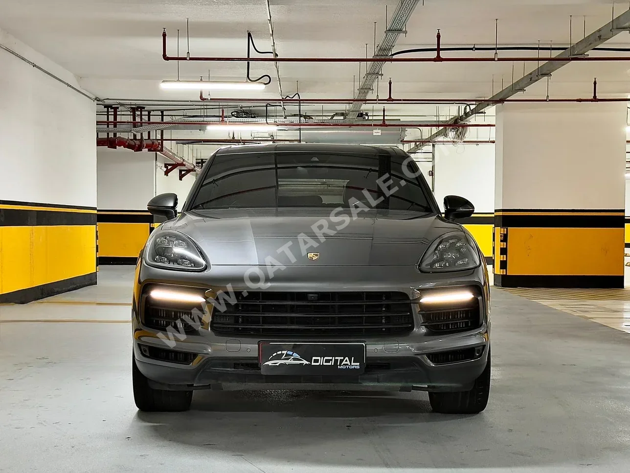 Porsche  Cayenne  S  2019  Automatic  83,000 Km  8 Cylinder  Four Wheel Drive (4WD)  SUV  Dark Gray  With Warranty