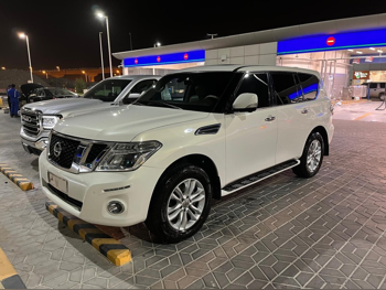 Nissan  Patrol  LE  2011  Automatic  228,000 Km  8 Cylinder  Four Wheel Drive (4WD)  SUV  White