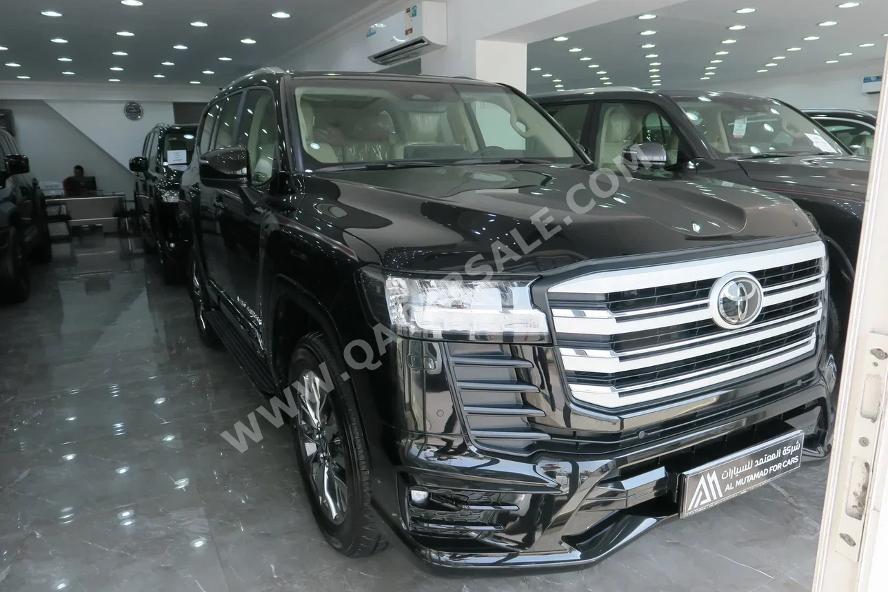 Toyota  Land Cruiser  GXR  2025  Automatic  0 Km  6 Cylinder  Four Wheel Drive (4WD)  SUV  Black  With Warranty