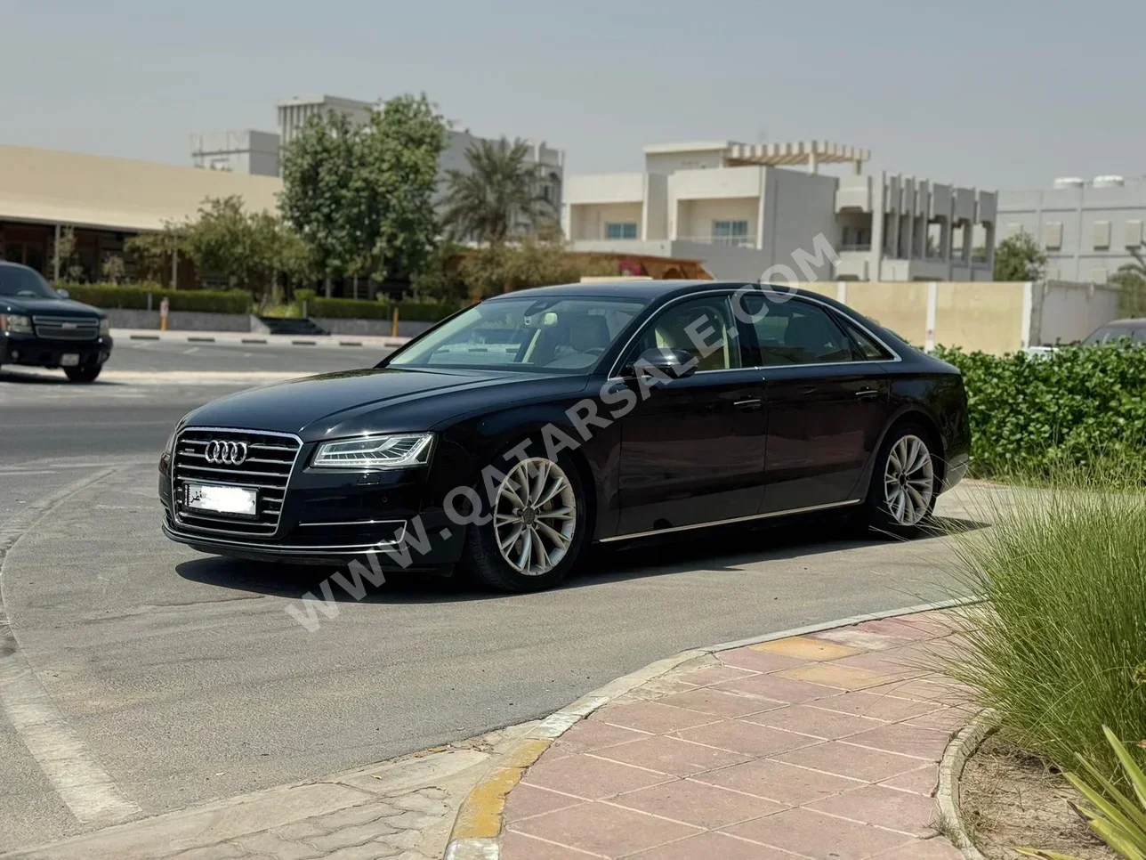 Audi  A8  L  2016  Automatic  90,000 Km  6 Cylinder  All Wheel Drive (AWD)  Sedan  Black