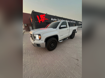 GMC  Sierra  SLE  2014  Automatic  310,000 Km  8 Cylinder  Four Wheel Drive (4WD)  Pick Up  White