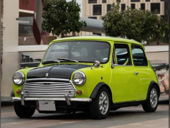 Mini  Cooper  1978  Automatic  100,000 Km  3 Cylinder  Front Wheel Drive (FWD)  Classic  Green and Black