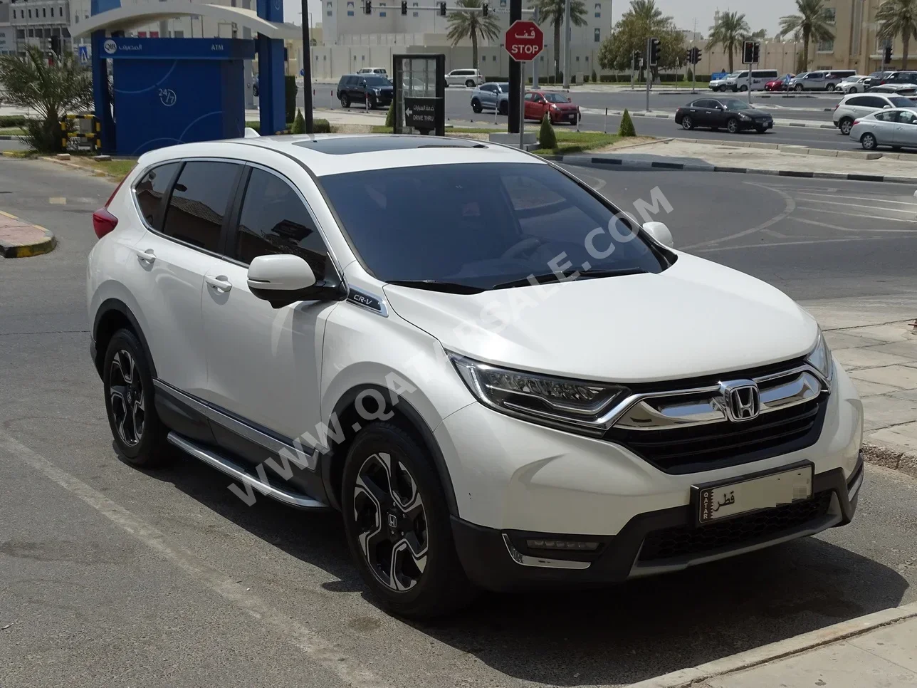 Honda  CRV  Touring  2019  Automatic  60,000 Km  4 Cylinder  Four Wheel Drive (4WD)  SUV  White