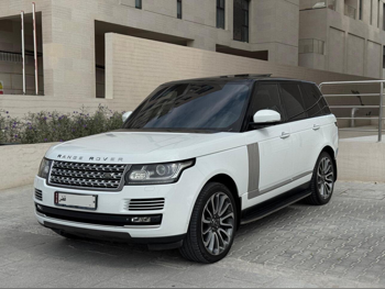 Land Rover  Range Rover  Vogue SE Super charged  2015  Automatic  86,000 Km  8 Cylinder  Four Wheel Drive (4WD)  SUV  White