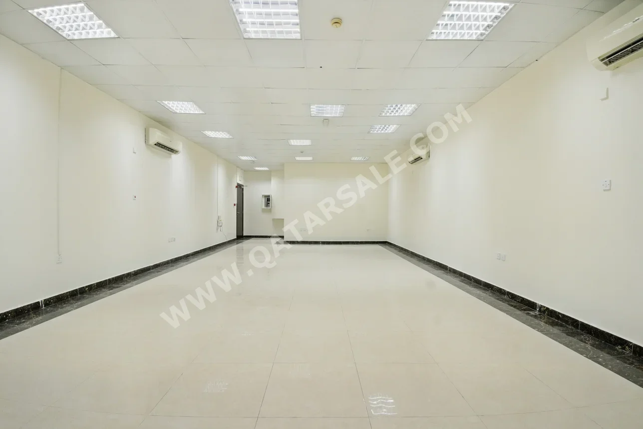 Commercial Offices - Not Furnished  - Al Rayyan  - Al Aziziyah