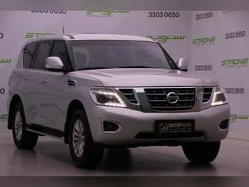 Nissan  Patrol  SE  2015  Automatic  240,000 Km  8 Cylinder  Four Wheel Drive (4WD)  SUV  Silver