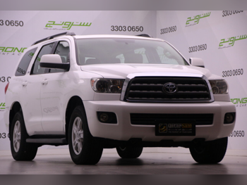Toyota  Sequoia  2016  Automatic  136,000 Km  8 Cylinder  Four Wheel Drive (4WD)  SUV  White