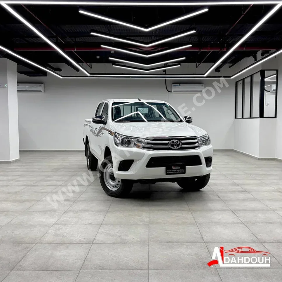 Toyota  Hilux  2024  Automatic  0 Km  4 Cylinder  Four Wheel Drive (4WD)  Pick Up  White