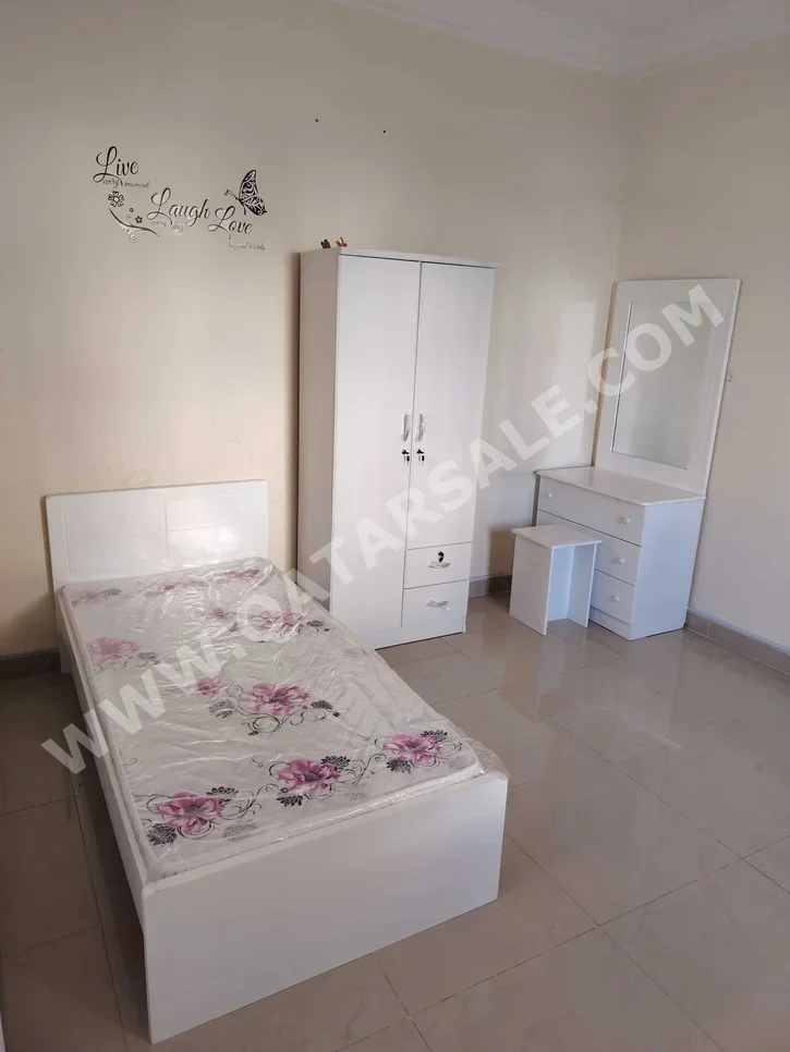 Bedroom Sets - Qatar Design  - 3 Pieces Set  - White