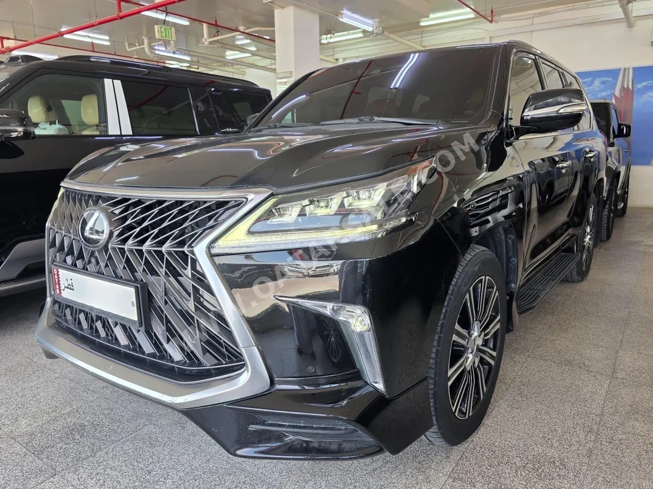 Lexus  LX  570 S  2018  Automatic  217,000 Km  8 Cylinder  Four Wheel Drive (4WD)  SUV  Black  With Warranty