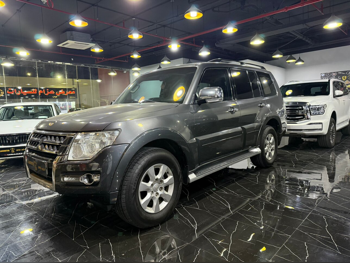 Mitsubishi  Pajero  GLS  2016  Automatic  147,000 Km  6 Cylinder  Four Wheel Drive (4WD)  SUV  Gray