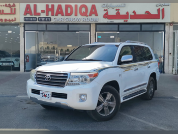 Toyota  Land Cruiser  VXR  2014  Automatic  53,000 Km  8 Cylinder  Four Wheel Drive (4WD)  SUV  White