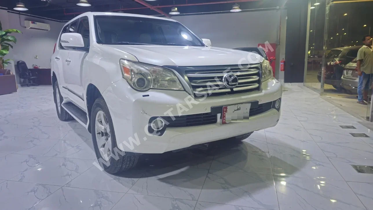 Lexus  GX  460  2013  Automatic  350,000 Km  8 Cylinder  Four Wheel Drive (4WD)  SUV  White
