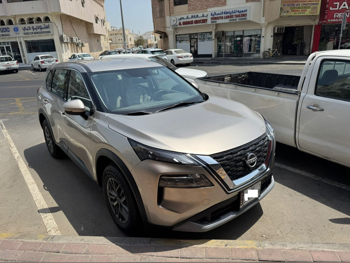 Nissan  X-Trail  SUV 4x4  Gold  2024