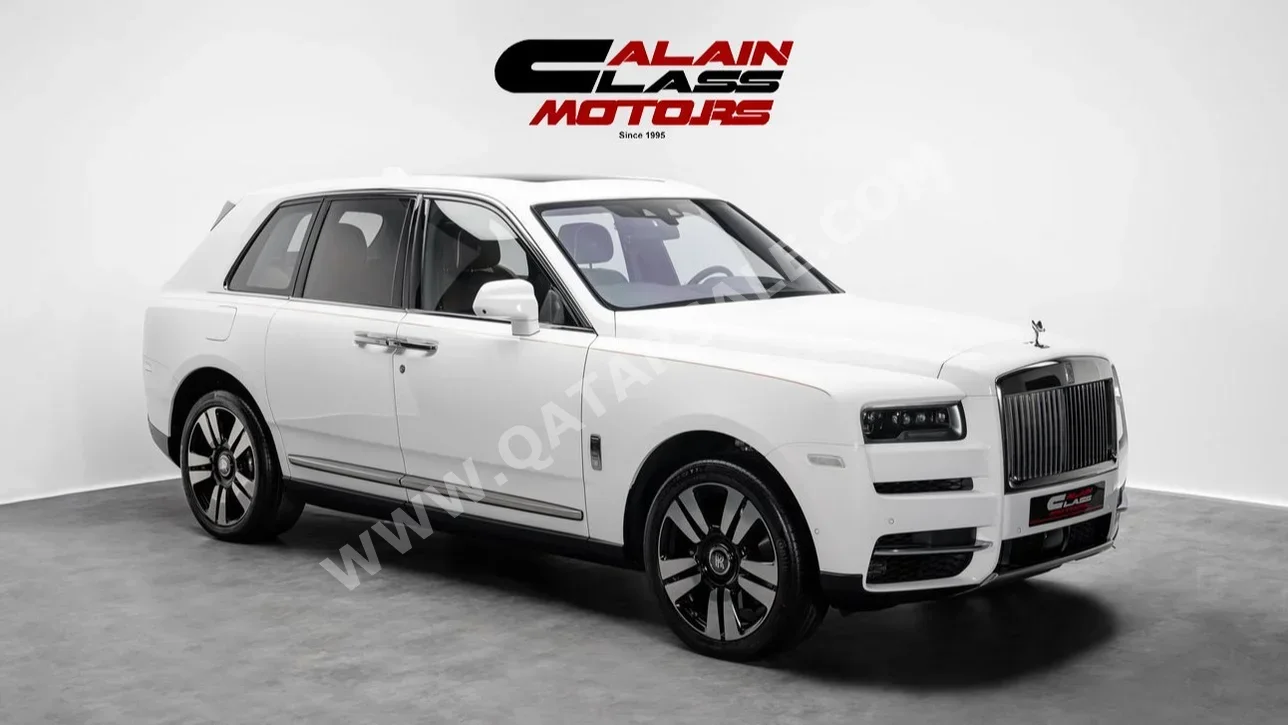 Rolls-Royce  Cullinan  2019  Automatic  4,950 Km  12 Cylinder  Four Wheel Drive (4WD)  SUV  White