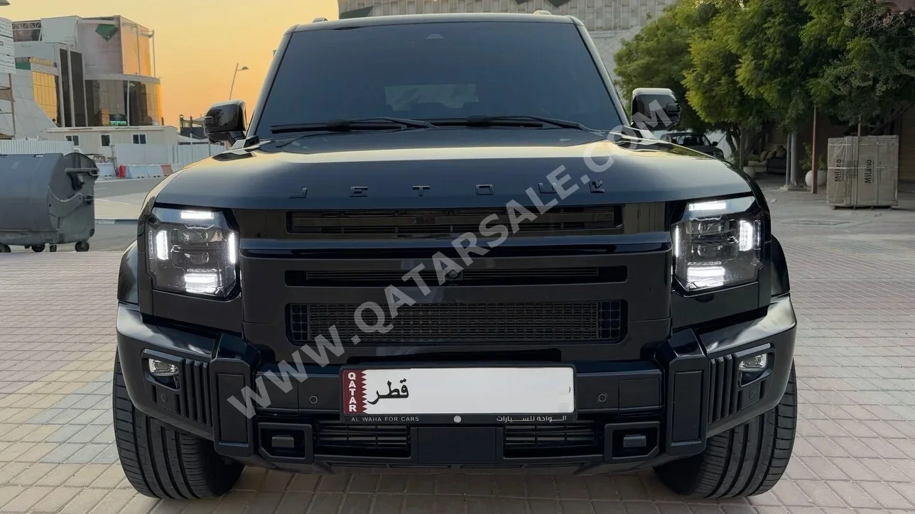 Jetour  T2  Luxury  2025  Automatic  30,000 Km  4 Cylinder  Four Wheel Drive (4WD)  SUV  Black  With Warranty