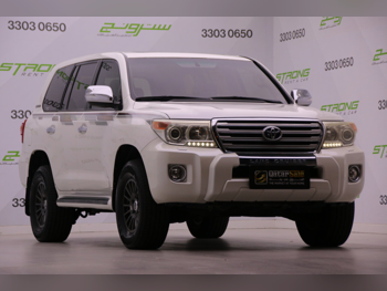 Toyota  Land Cruiser  GXR  2012  Automatic  264,000 Km  8 Cylinder  Four Wheel Drive (4WD)  SUV  Pearl