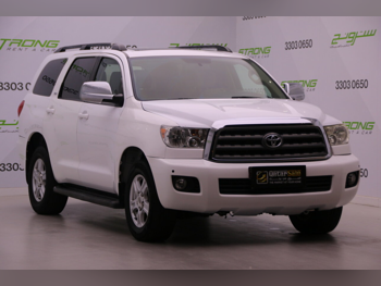 Toyota  Sequoia  2013  Automatic  350,000 Km  8 Cylinder  Four Wheel Drive (4WD)  SUV  White