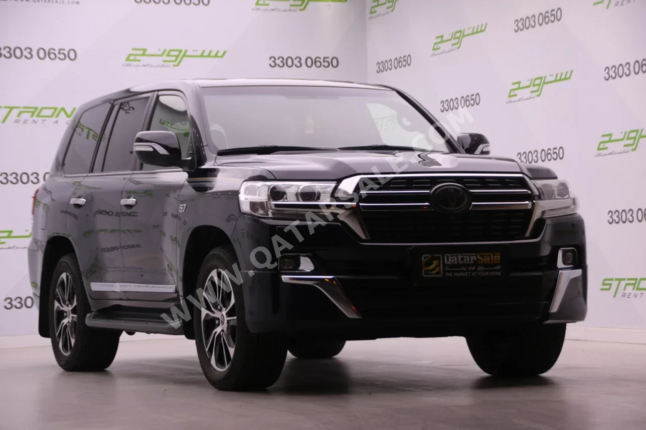Toyota  Land Cruiser  VXR  2021  Automatic  117,000 Km  8 Cylinder  Four Wheel Drive (4WD)  SUV  Black