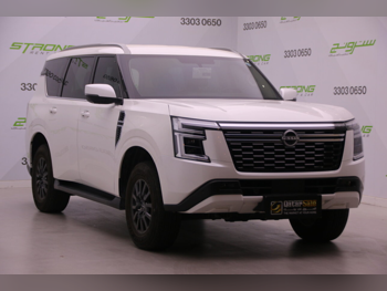 نيسان  باترول  اس اي  2025  اوتوماتيك  20,000 كم  8 سلندر  دفع رباعي  اس يو في  أبيض  تحت الضمان