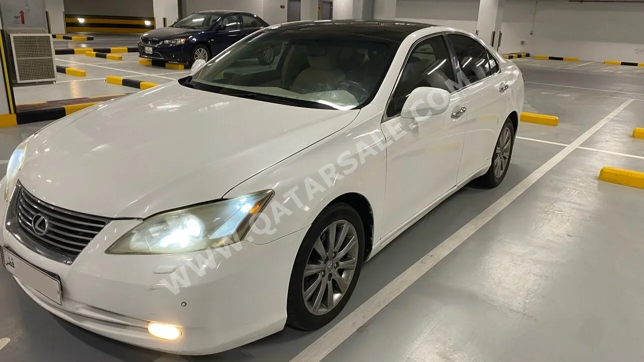 لكزس  إيه أس  350  2008  اوتوماتيك  218,000 كم  6 سلندر  دفع خلفي  سيدان  أبيض