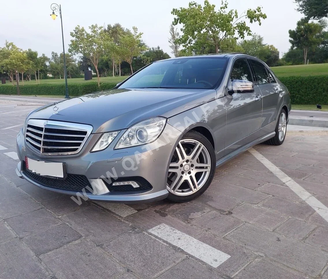 Mercedes-Benz  E-Class  300 AMG  2011  Automatic  160,000 Km  6 Cylinder  Rear Wheel Drive (RWD)  Sedan  Gray