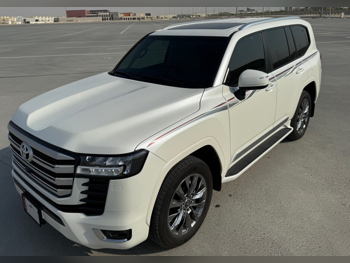 Toyota  Land Cruiser  GXR Twin Turbo  2024  Automatic  32,000 Km  6 Cylinder  Four Wheel Drive (4WD)  SUV  White  With Warranty