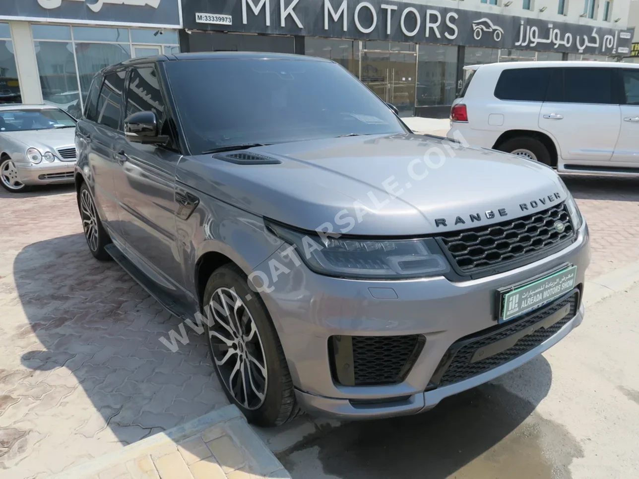 Land Rover  Range Rover  Sport  2016  Automatic  107,000 Km  8 Cylinder  Four Wheel Drive (4WD)  SUV  Gray
