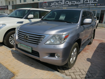 لكزس  ال اكس  570  2010  اوتوماتيك  246,000 كم  8 سلندر  دفع رباعي  اس يو في  رمادي