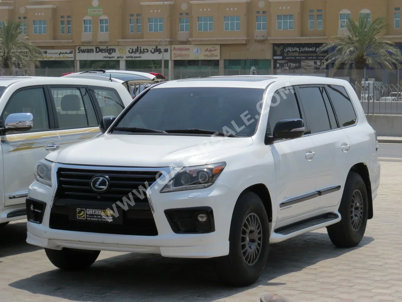 لكزس  ال اكس  570  2013  اوتوماتيك  209,000 كم  8 سلندر  دفع رباعي  اس يو في  أبيض