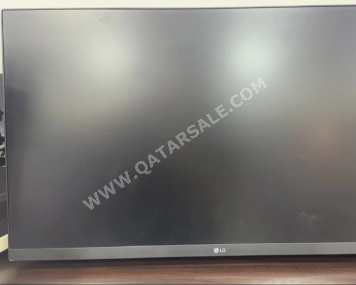 Television (TV) LG  - 27 Inch  - HD  - 3D