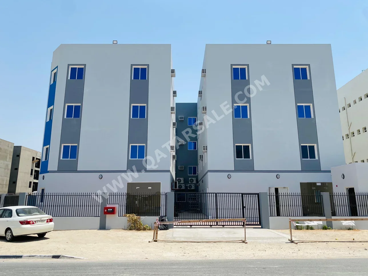 مباني ,ابراج ومجمعات - بناء العمالة - أم صلال - أم صلال علي للايجار