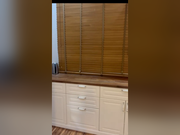 Kitchen Cabinets & Drawers - White