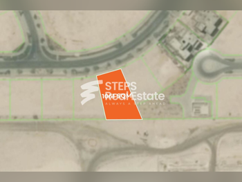 Lands For Sale in Lusail  - North Residential Villa  -Area Size 1,061 Square Meter